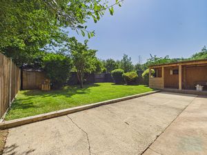 Garden - click for photo gallery